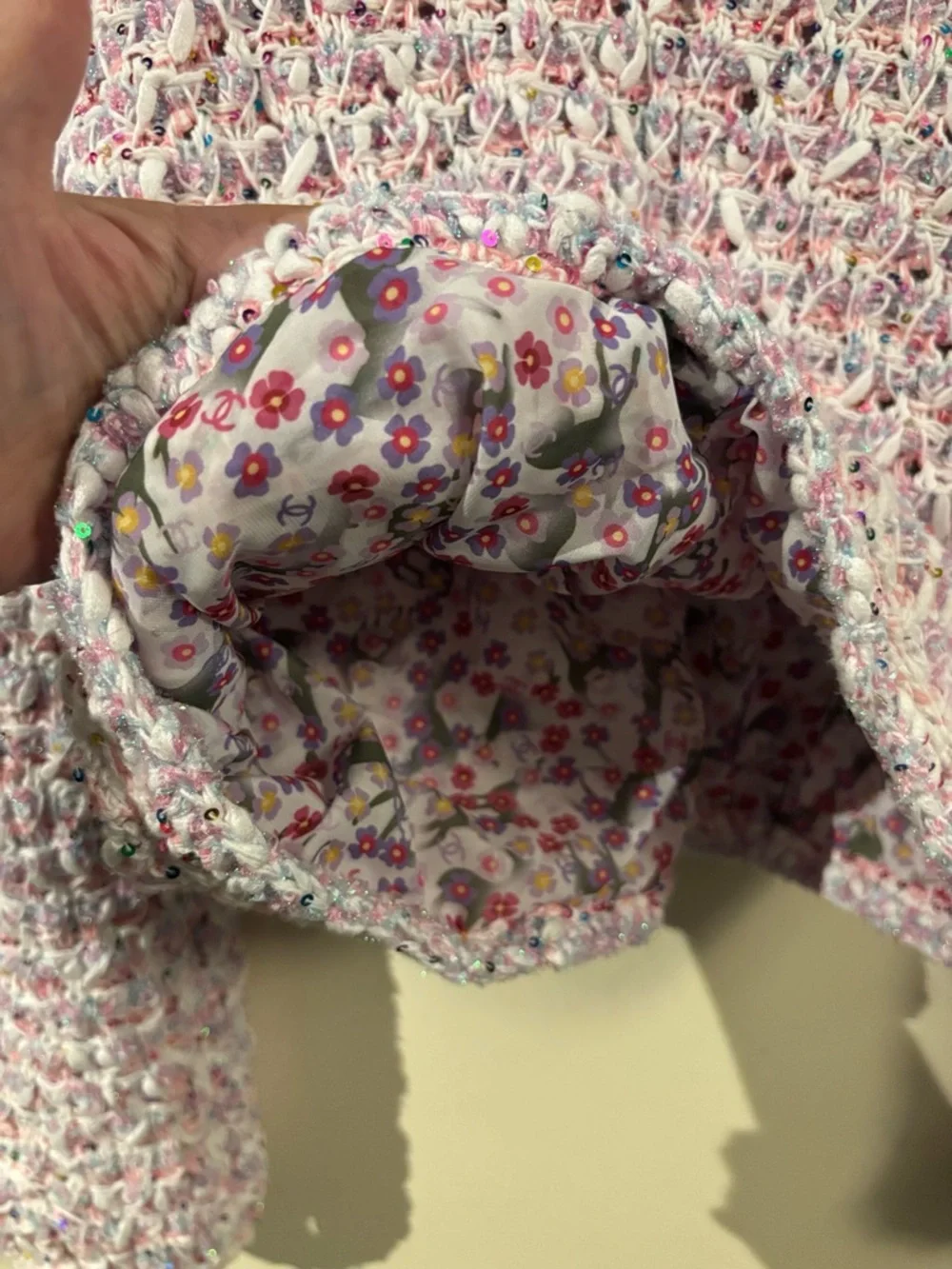 NWOT CHANEL SAMPLE Textured Woven with sequins Jacket in Pastels Sz 40